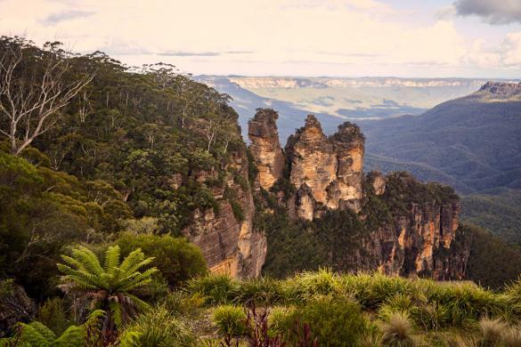 Three Sisters, Gesteinsformation, Blue Mountains, Landschaftsfoto, Landschaft, view, landscape, photo, travel, travelblog, Miles and Shores, things to do