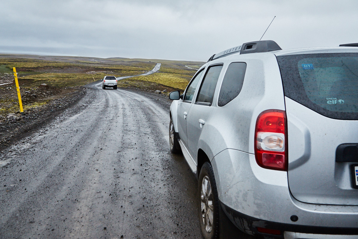 Die Straße nach Kerlingarfjöll, Regen, Island, schlechtes Wetter, Wandern in Island, street to Kerlingarfjöll, bad road conditions, 4WD, Iceland, which car