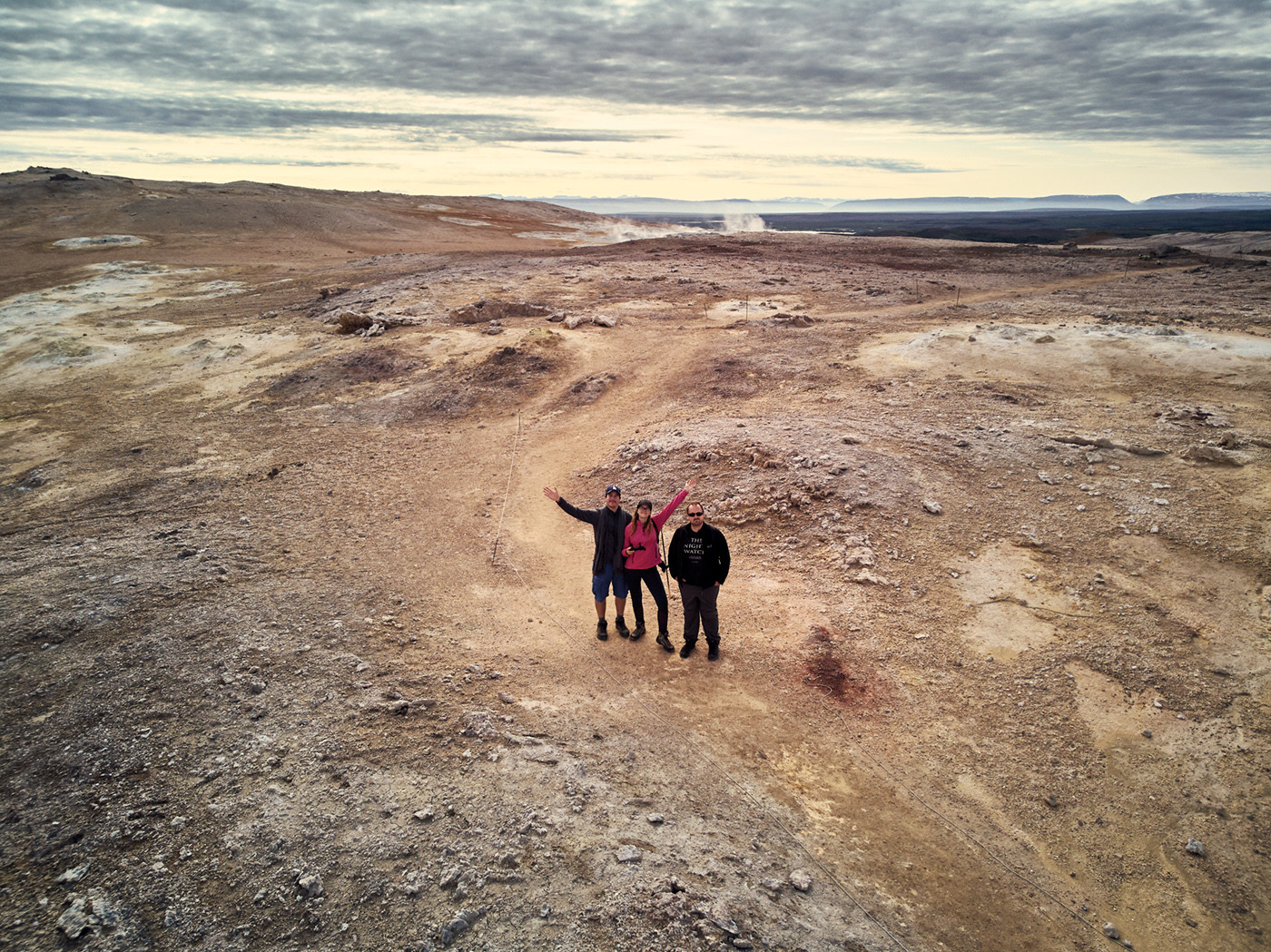 Selfie, Dronie, Drohnenfoto auf dem Namajfall Berg in Island